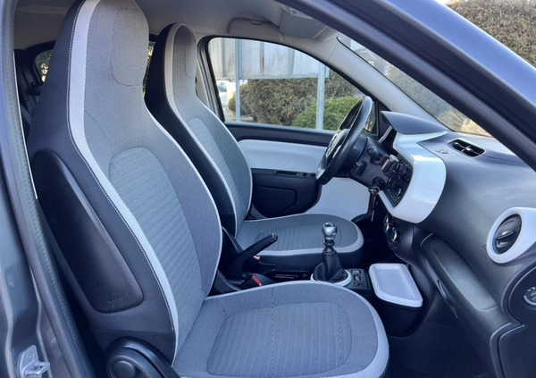 Renault Twingo cena 37900 przebieg: 28000, rok produkcji 2019 z Bielsko-Biała małe 67